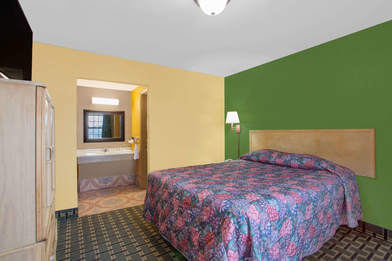 Knights Inn Wildersville Luaran gambar
